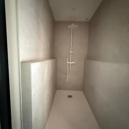 - 8 Pers - Piscine Et Jacuzzi Villa *